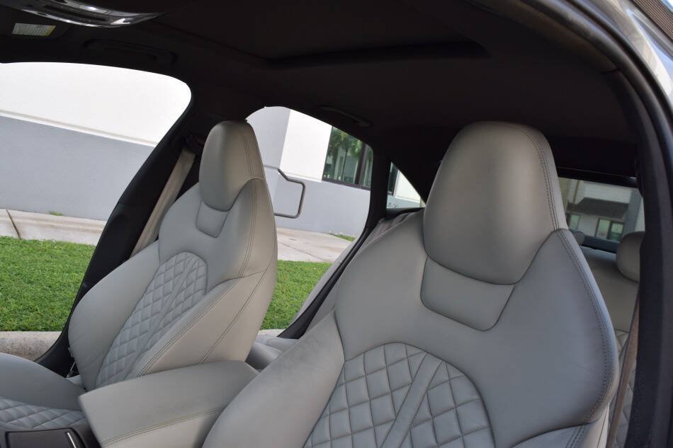 Used 2017 Audi A6 3.0T Competition Prestige w/ Cold Weather Package AWD/4WD image 38