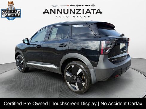 Certified 2025 Nissan Kicks SR image 3