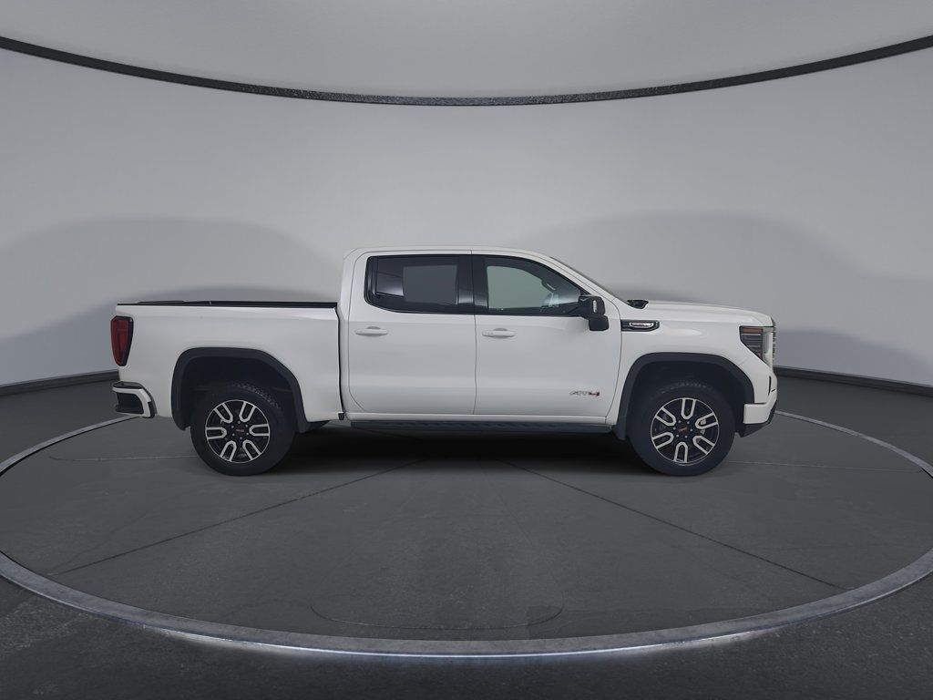 Used 2024 GMC Sierra 1500 AT4 w/ Technology Package AWD/4WD image 19
