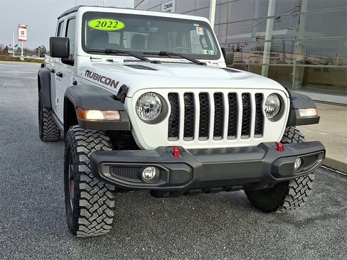Used 2022 Jeep Gladiator Rubicon image 2