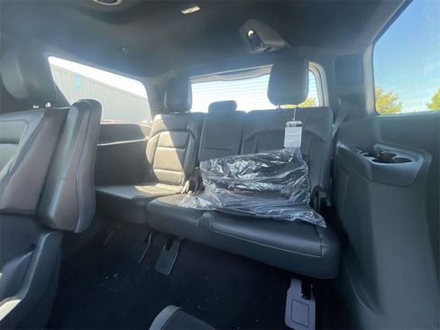 New 2025 Lincoln Navigator Reserve w/ Jet Appearance Package image 14