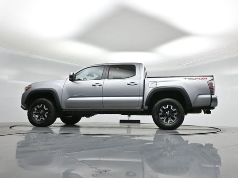 Used 2020 Toyota Tacoma TRD Off-Road image 47