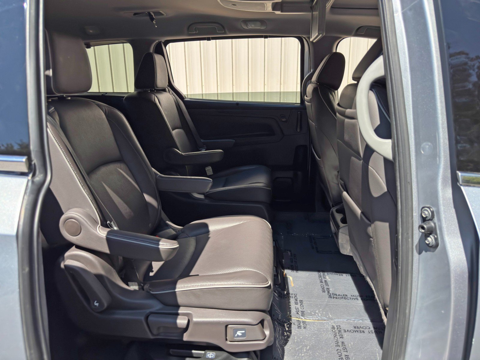Used 2021 Honda Odyssey Elite image 45