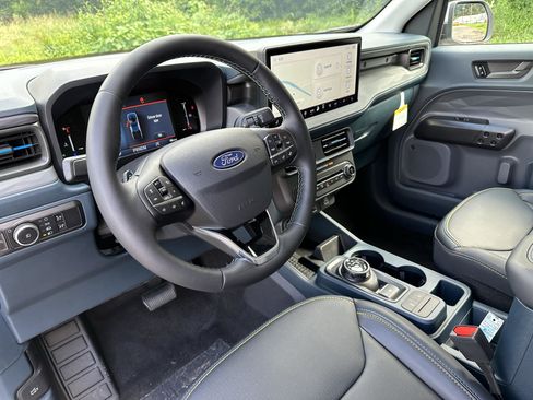 New 2025 Ford Maverick Lobo image 20