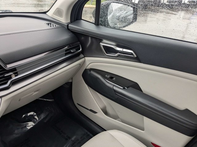 Certified 2024 Kia Sportage EX AWD/4WD image 18