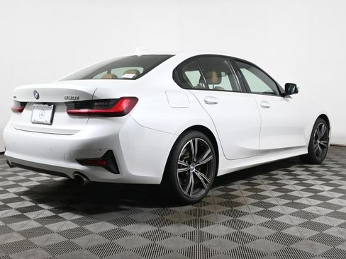 Used 2022 BMW 330i xDrive Sedan w/ Premium Package AWD/4WD image 7