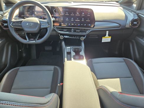 New 2026 Chevrolet Equinox EV RS image 8