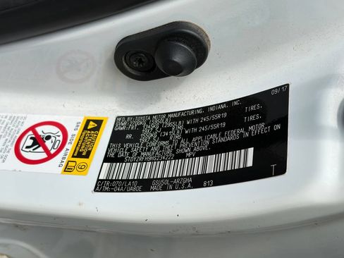 Used 2017 Toyota Highlander Limited Platinum FWD image 13