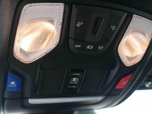 Used 2025 RAM 1500 Tradesman AWD/4WD image 33