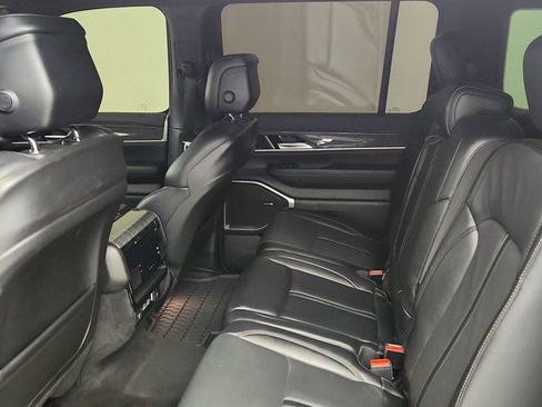 Used 2022 Jeep Wagoneer Series II image 20