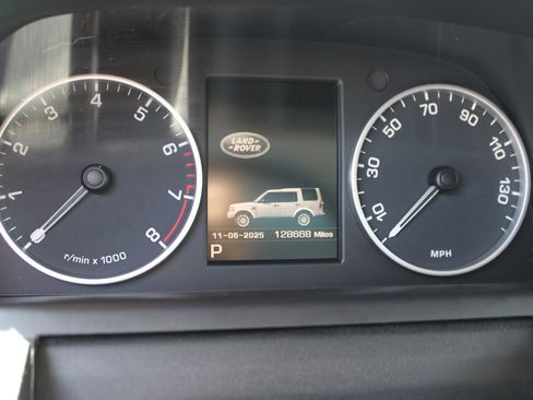 Used 2014 Land Rover LR4 HSE image 22