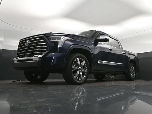 Used 2022 Toyota Tundra Capstone AWD/4WD image 39