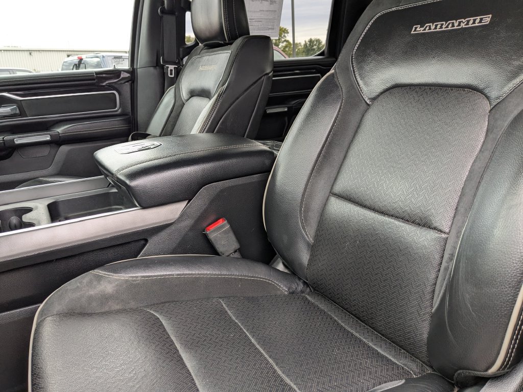 Used 2020 RAM 1500 Laramie w/ Sport Appearance Package AWD/4WD image 25