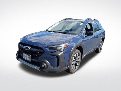 Used 2023 Subaru Outback Limited AWD/4WD image 3