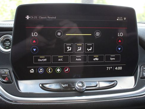 Used 2023 Chevrolet Blazer LT FWD image 33