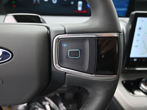 New 2025 Ford Expedition Active RWD image 7