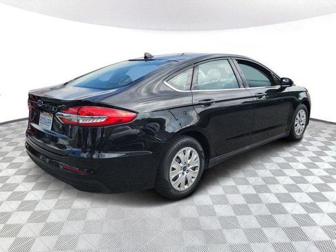 Used 2020 Ford Fusion S image 4