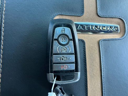 Used 2023 Ford F450 Platinum w/ FX4 Off-Road Package AWD/4WD image 51