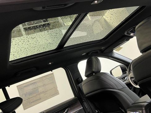 New 2025 Jeep Grand Cherokee L Limited w/ Luxury Tech Group II image 8