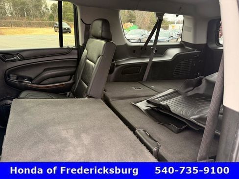 Used 2018 Chevrolet Suburban LT w/ Luxury Package image 41