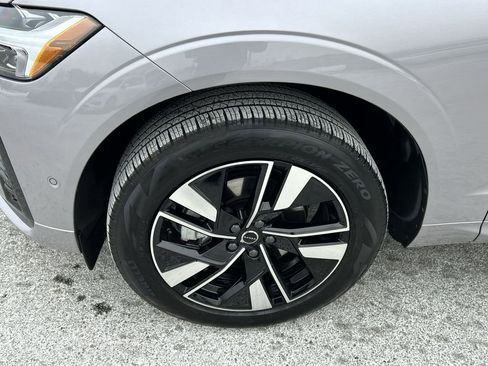 New 2026 Volvo XC60 B5 Plus w/ Climate Package image 10