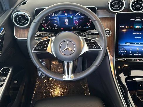 Certified 2026 Mercedes-Benz GLC 300 4MATIC image 16