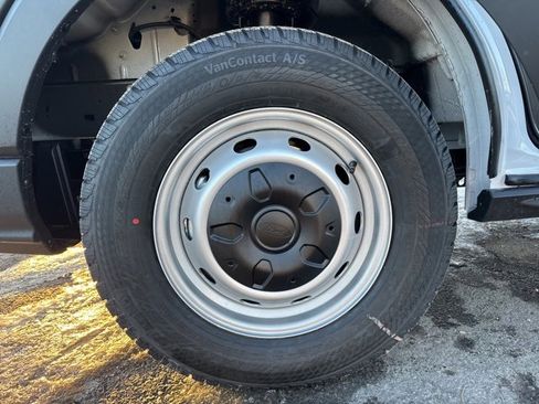 Certified 2024 Ford Transit 250 Low Roof w/ Load Area Protection Package image 10