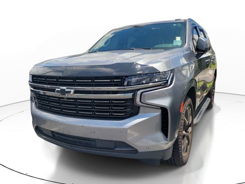 Used 2022 Chevrolet Tahoe RST w/ Luxury Package RWD image 3