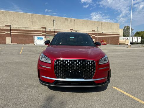 Used 2023 Lincoln Corsair Reserve w/ Equipment Group 201A image 3