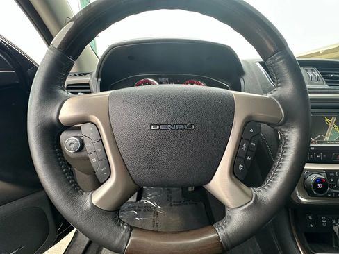 Used 2015 GMC Acadia Denali image 33