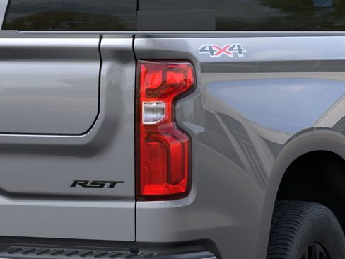 New 2026 Chevrolet Silverado 1500 RST w/ Redline Edition AWD/4WD image 11