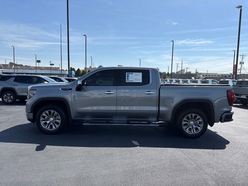 Used 2023 GMC Sierra 1500 Denali AWD/4WD image 6