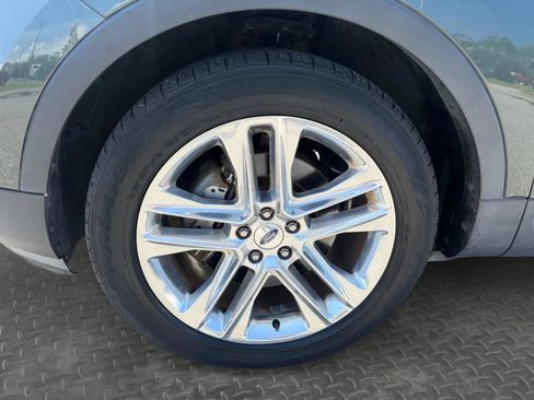 Used 2016 Ford Explorer XLT w/ Equipment Group 202A FWD image 8