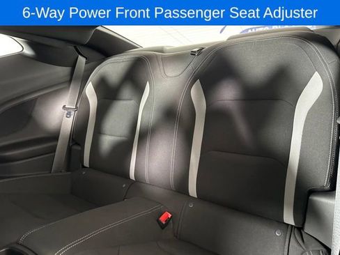 Used 2021 Chevrolet Camaro LT w/ Technology Package image 13