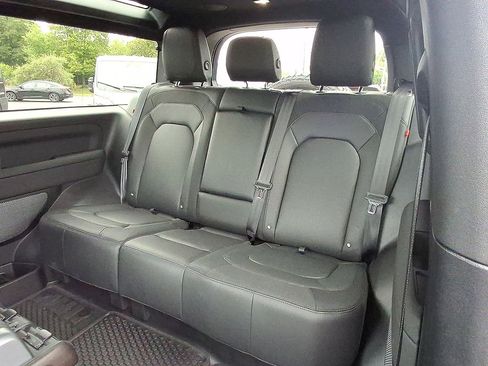 Used 2024 Land Rover Defender 90 X-Dynamic SE AWD/4WD image 26