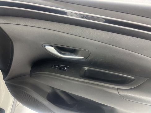 Certified 2023 Hyundai Tucson SE image 19