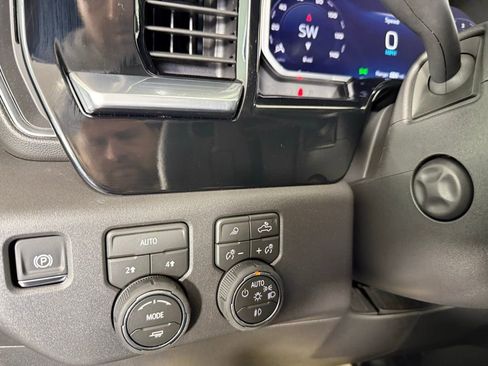 New 2026 Chevrolet Silverado 1500 LTZ w/ LTZ Convenience Package II AWD/4WD image 26
