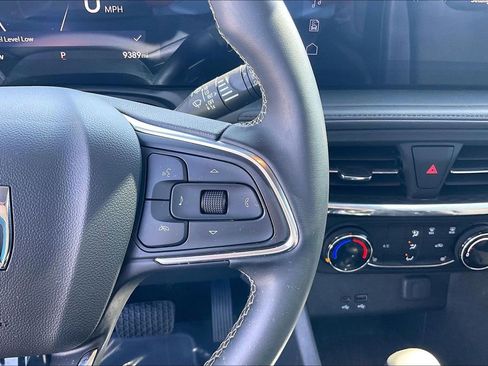 Used 2025 Buick Encore GX Preferred w/ Comfort Package image 14