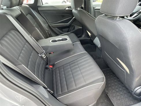 Used 2023 Volkswagen Jetta Sport image 23