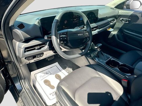 New 2026 Kia K4 EX FWD image 9