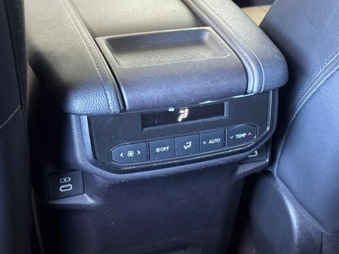 Used 2025 Toyota Grand Highlander FWD image 42