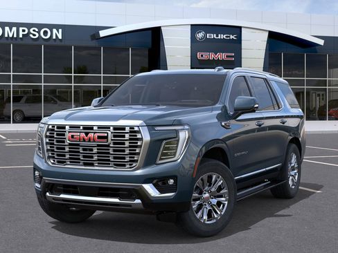 New 2026 GMC Yukon Denali w/ Sun & Power Step Package AWD/4WD image 43