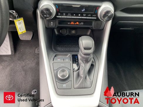 Certified 2024 Toyota RAV4 LE AWD/4WD image 39