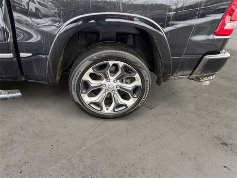 Used 2019 RAM 1500 Limited image 14