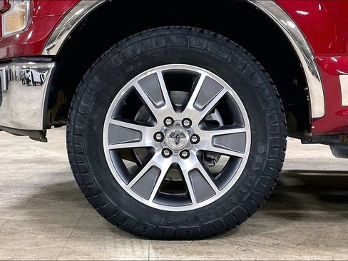 Used 2016 Ford F150 XLT w/ Equipment Group 302A Luxury AWD/4WD image 9