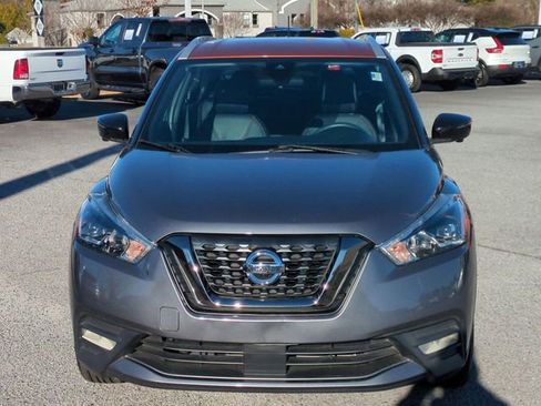 Used 2020 Nissan Kicks SR w/ SR Premium Package image 8