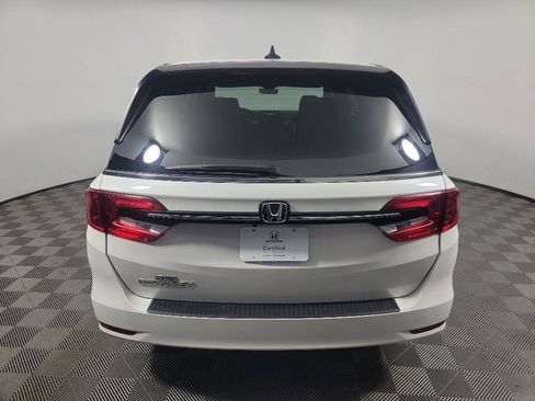 Certified 2024 Honda Odyssey EX-L image 5