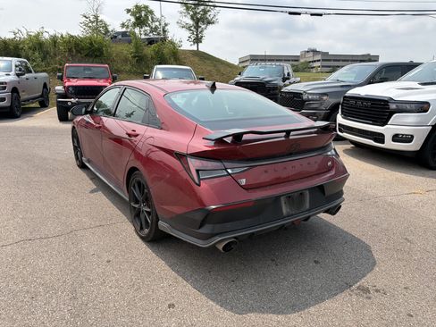 Used 2025 Hyundai Elantra N w/ Cargo Package FWD image 7