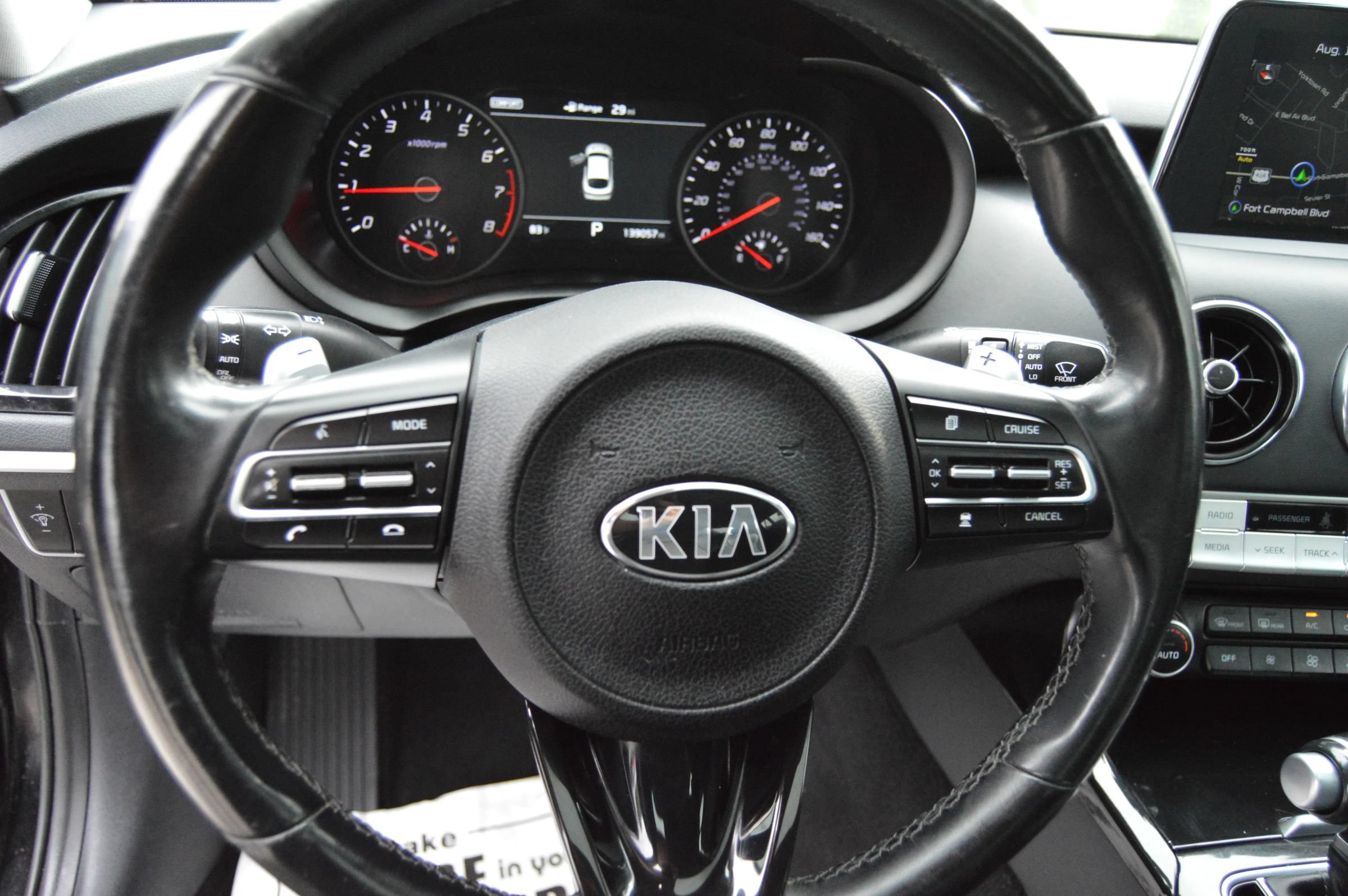 Used 2019 Kia Stinger Premium RWD image 11