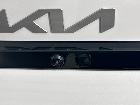 Used 2025 Kia K4 FWD image 29